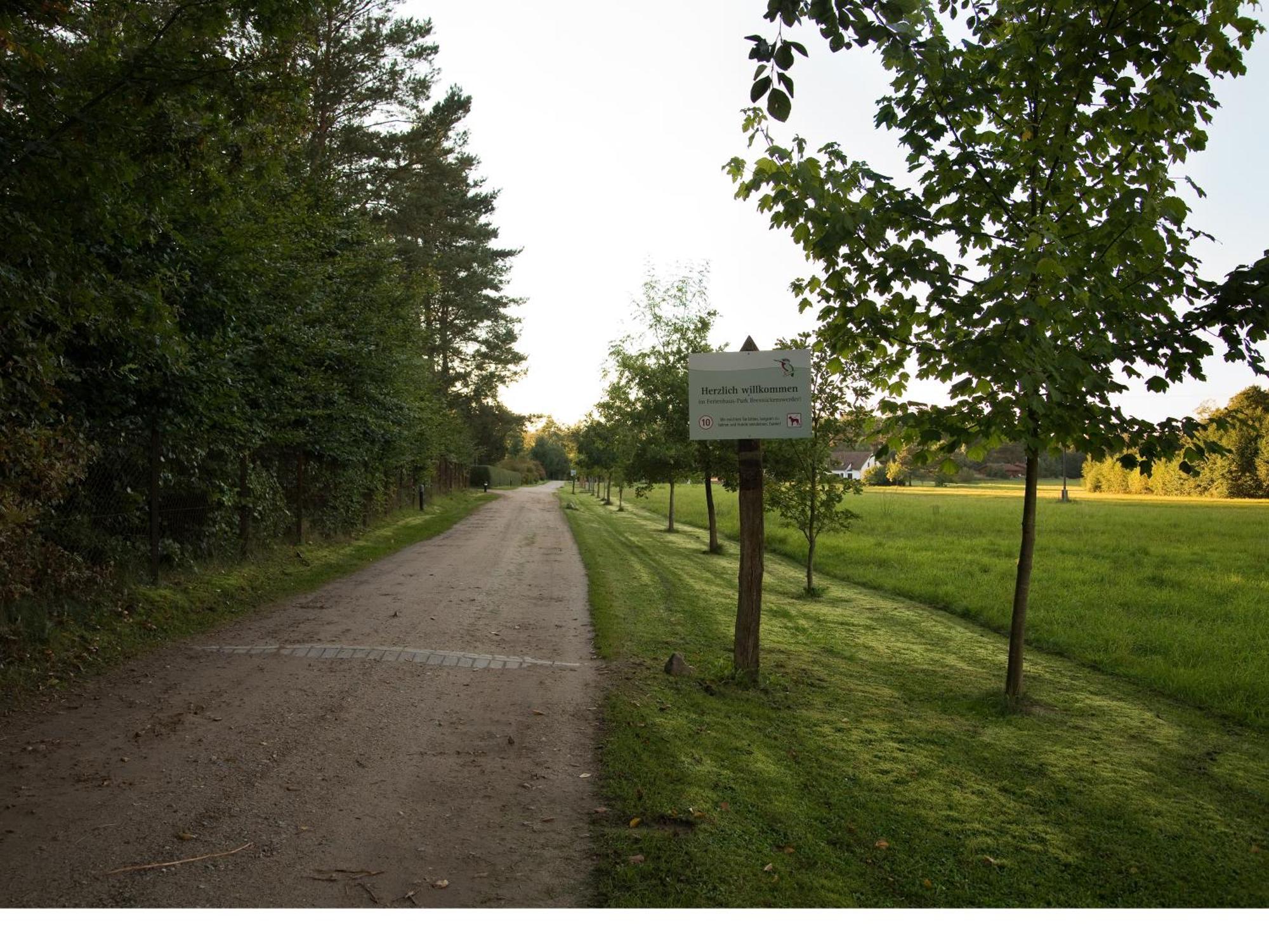 Ferienhaus-Park Brennickenswerder Lychen Exteriör bild